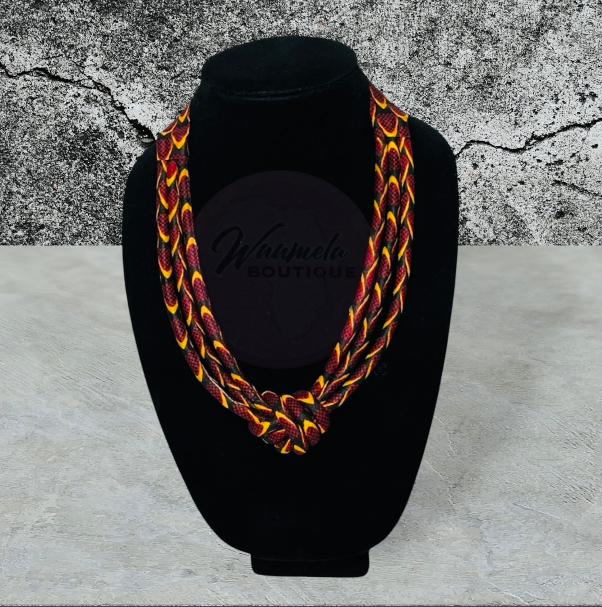 nsinga Collier 3